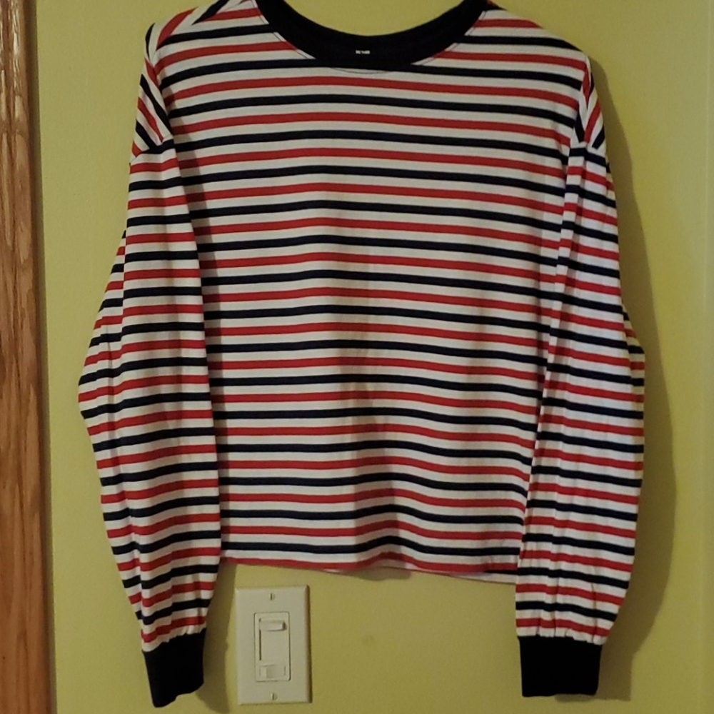 🛍Divided by H&M ladies long sleeve shirt, size XS, EUC
